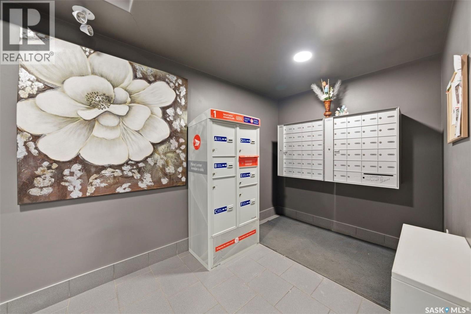 5107 110 Willis Crescent, Saskatoon, Saskatchewan  S7T 0N5 - Photo 4 - SK029997