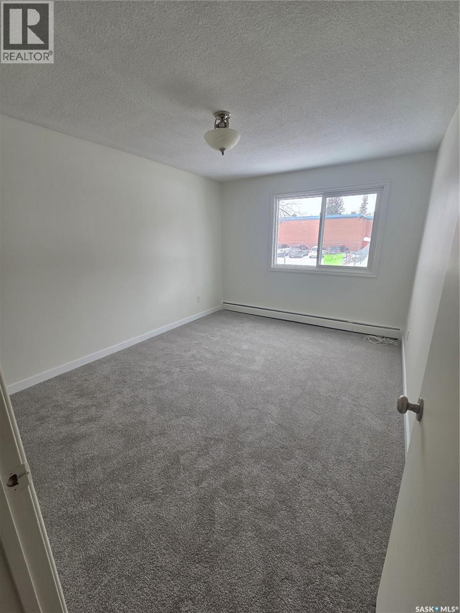 7 833 B Avenue N, Saskatoon, Saskatchewan  S7L 1E5 - Photo 10 - SK029971