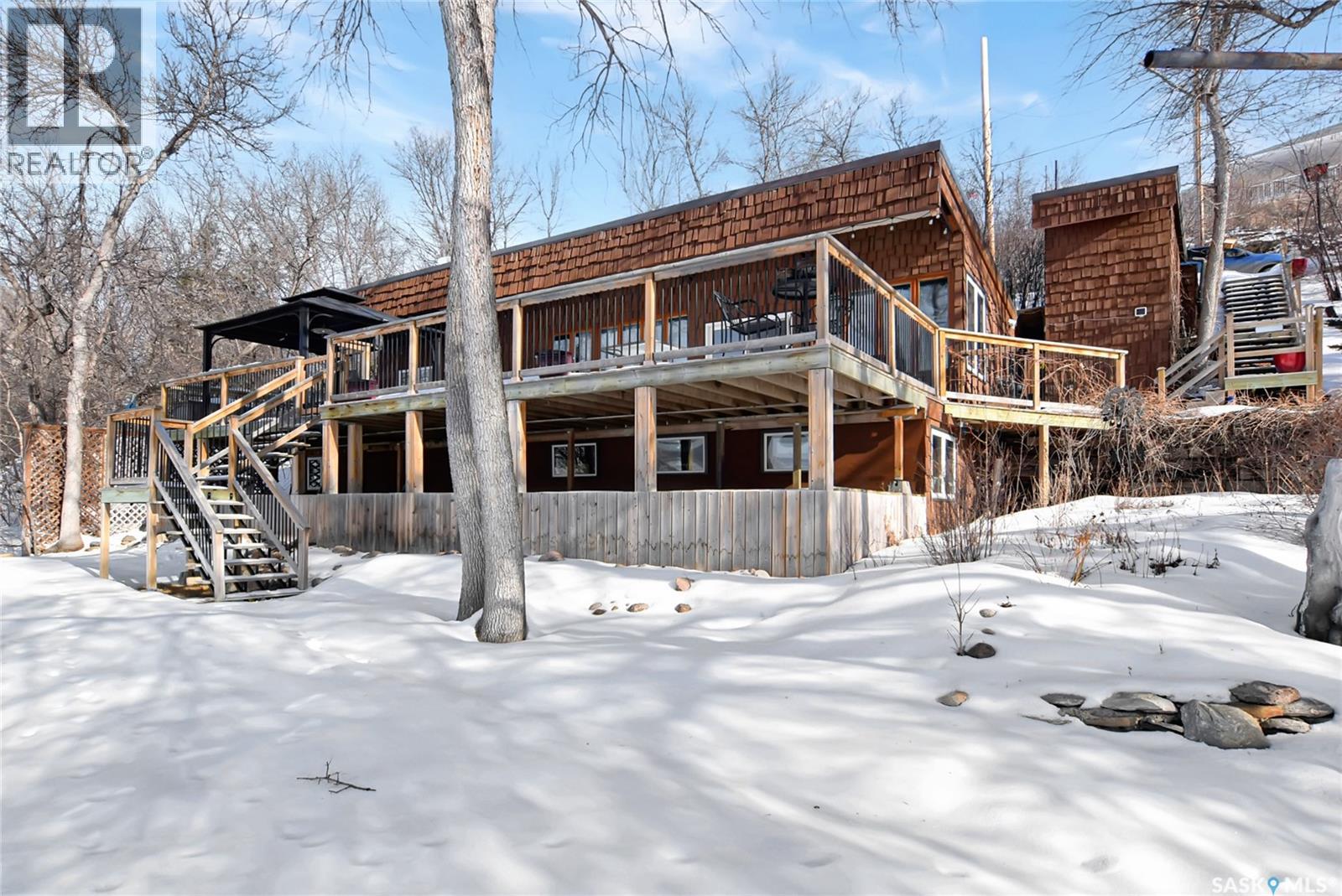 208-210 Criddle Avenue, Crooked Lake, Saskatchewan  S0G 1E0 - Photo 3 - SK029959