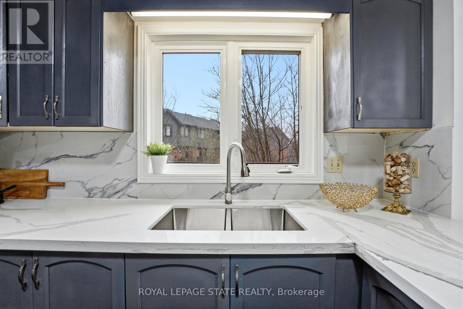 15 - 1983 Main Street W, Hamilton, Ontario  L8S 4R3 - Photo 15 - X12861996