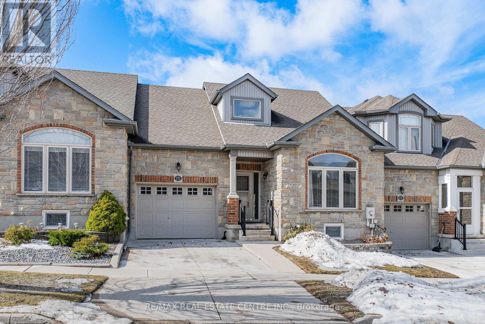 15 Knack Lane, Cambridge, Ontario  N1R 8P7 - Photo 2 - X12862050