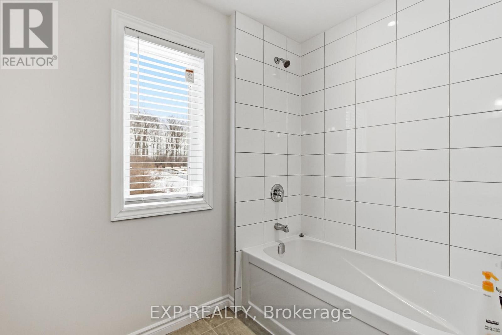 59 Monarch Woods Drive, Kitchener, Ontario  N2P 0K1 - Photo 20 - X12862148