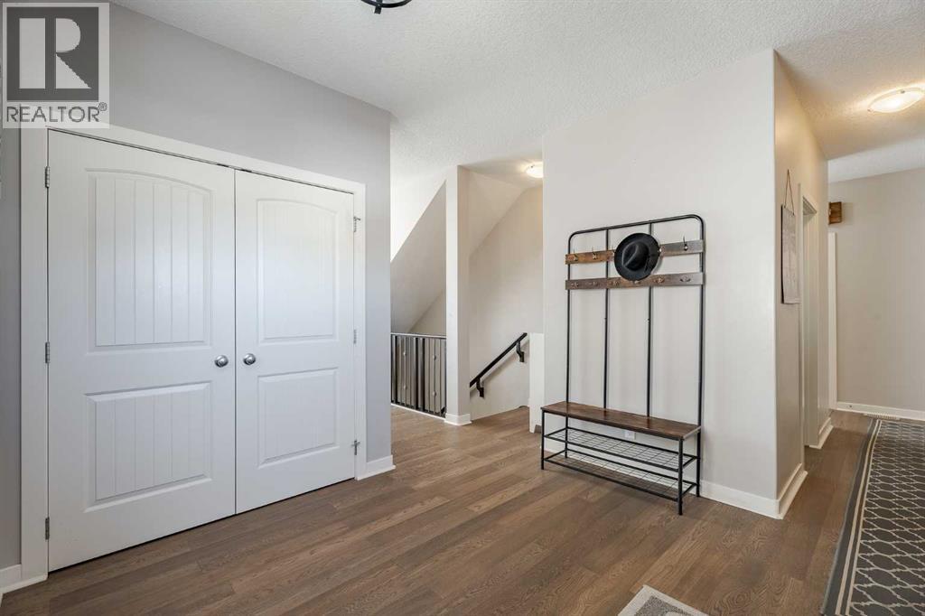 1709 Montgomery Park Se, High River, Alberta  T1V 0B8 - Photo 5 - A2284940