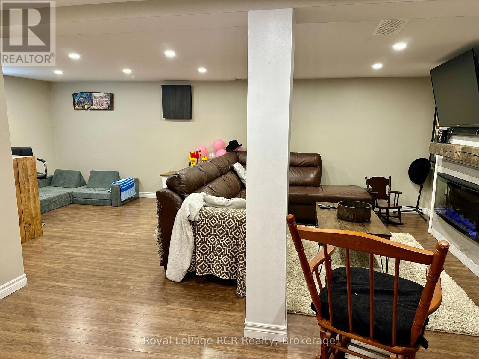 535 13th Street, Hanover, Ontario  N4N 1Y5 - Photo 23 - X12809404