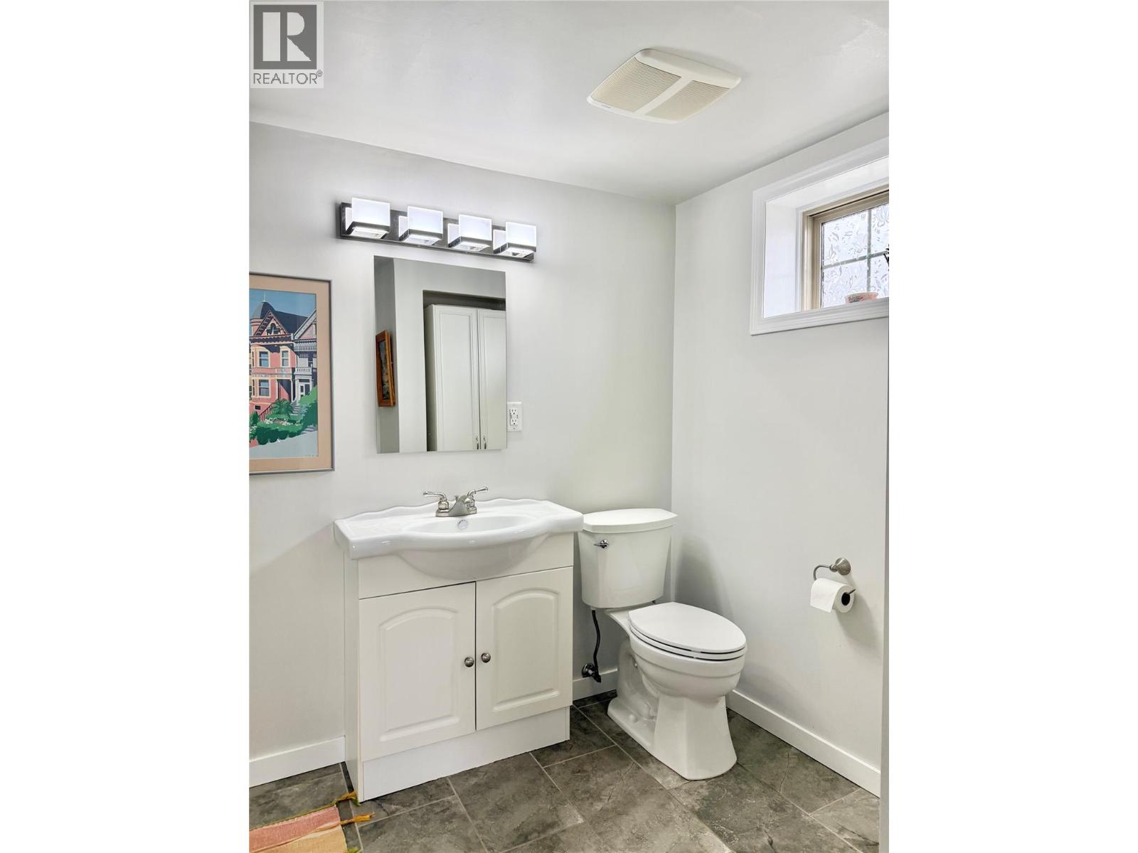 650 School Avenue, Oliver, British Columbia  V0H 1T0 - Photo 33 - 10377982