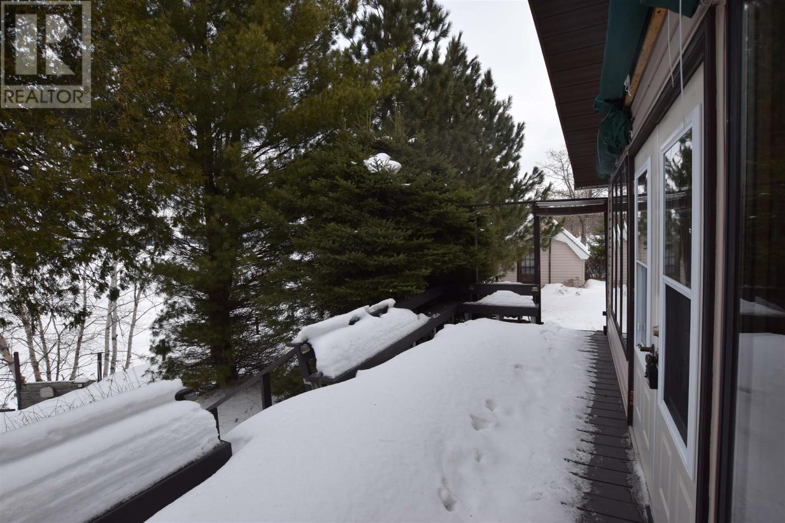 109 Cressey Rd, Thessalon, Ontario  P0R 1L0 - Photo 6 - SM260393