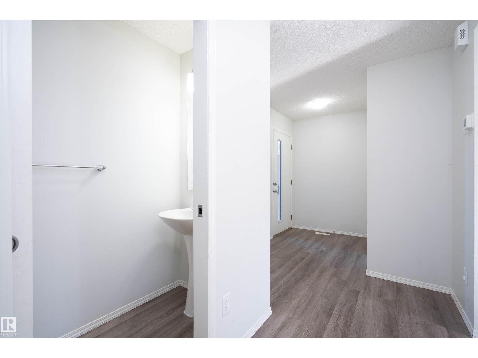 3099 Checknita Wy Sw, Edmonton, Alberta  T6W 4E9 - Photo 11 - E4476595