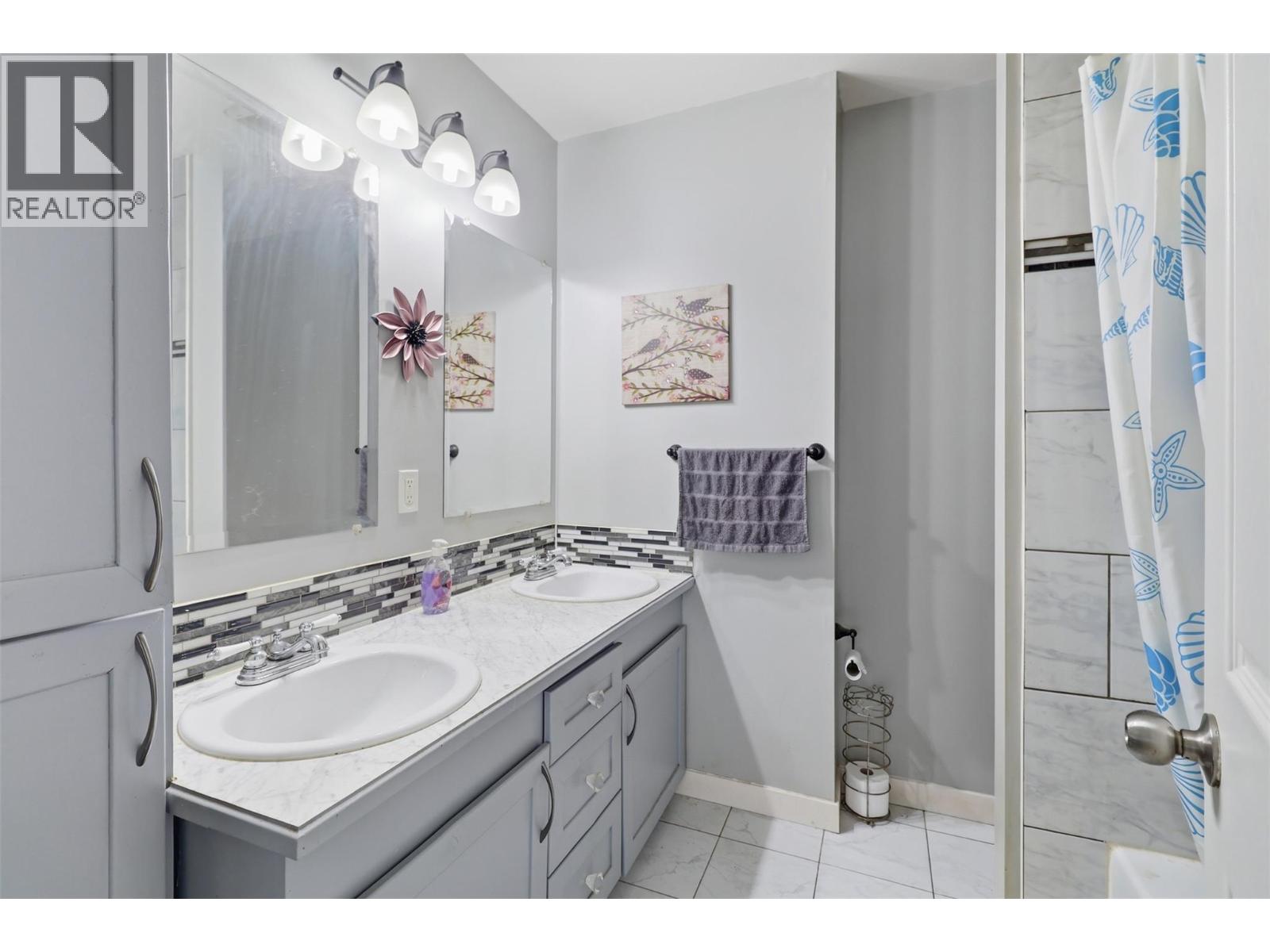 2250 Ponderosa Avenue, Kamloops, British Columbia  V2B 4V9 - Photo 10 - 10378410