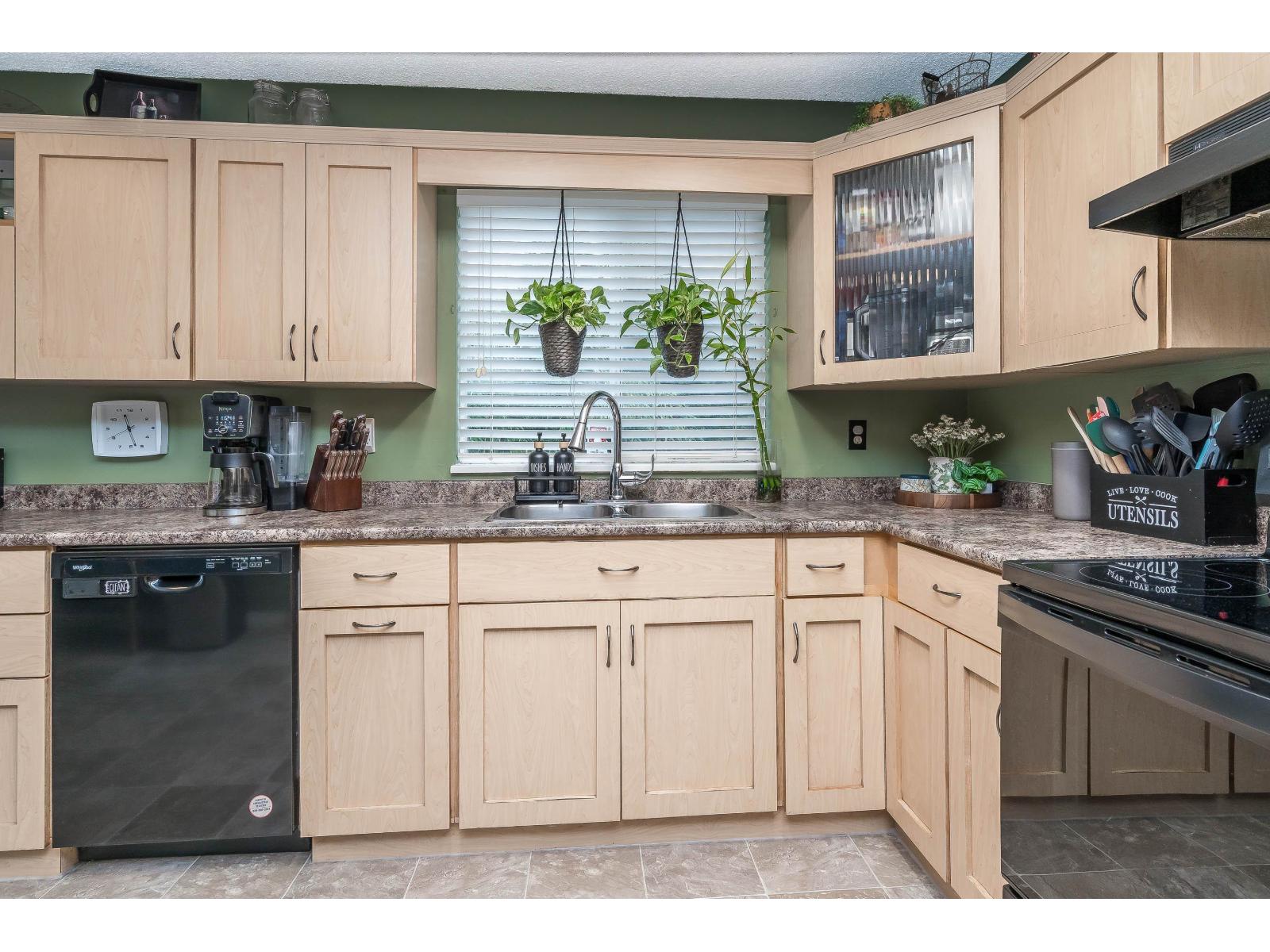 8062 138 Street, Surrey, British Columbia  V3W 8P9 - Photo 13 - R3096029