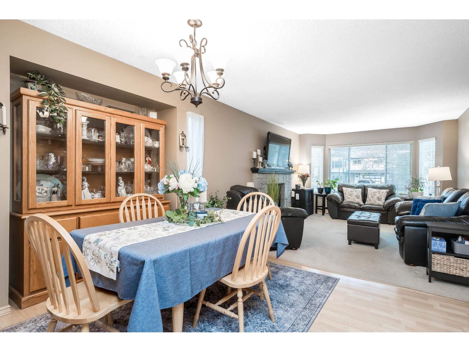 8062 138 Street, Surrey, British Columbia  V3W 8P9 - Photo 4 - R3096029