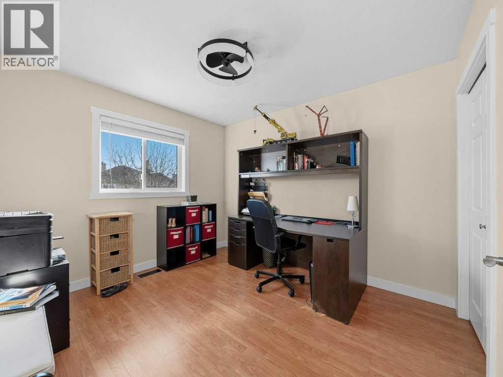 17 Douglas Woods Gardens Se, Calgary, Alberta  T2Z 3A9 - Photo 25 - A2291401