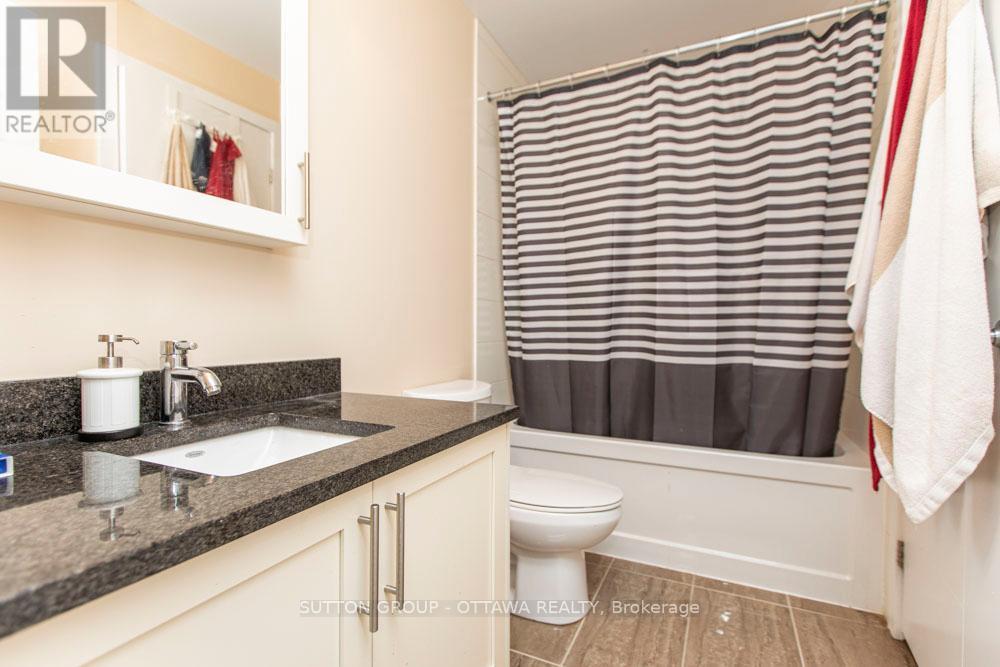 902 - 179 Metcalfe Street, Ottawa, Ontario  K2P 1P7 - Photo 10 - X12862356
