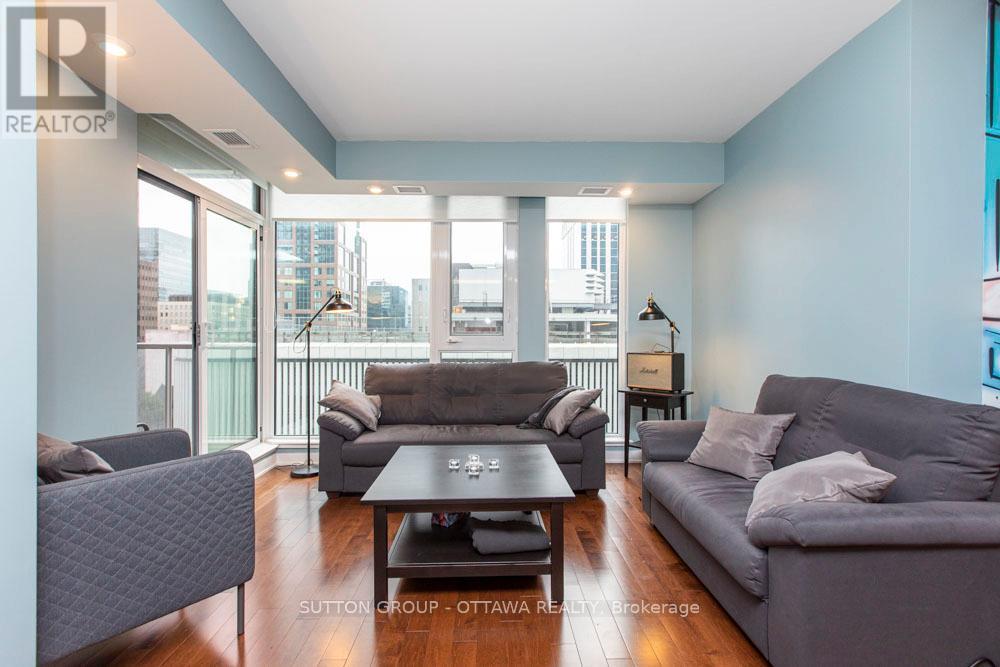 902 - 179 Metcalfe Street, Ottawa, Ontario  K2P 1P7 - Photo 4 - X12862356