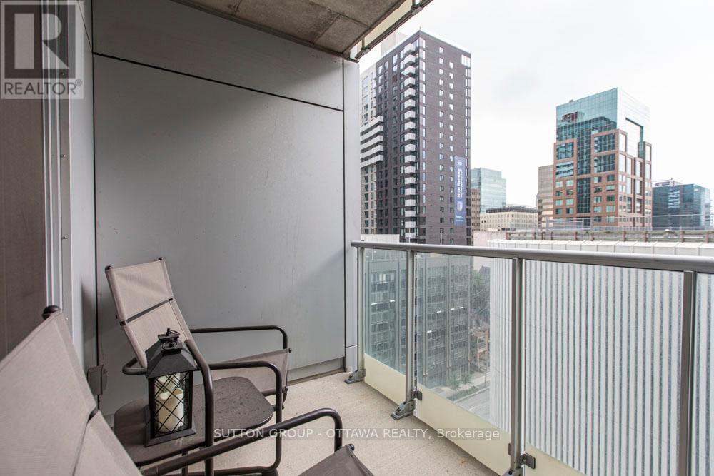 902 - 179 Metcalfe Street, Ottawa, Ontario  K2P 1P7 - Photo 7 - X12862356