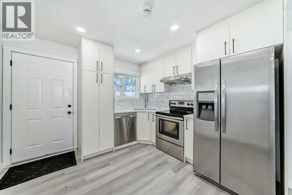 3504 33 Street Se, Calgary, Alberta  T2B 2C2 - Photo 2 - A2287716