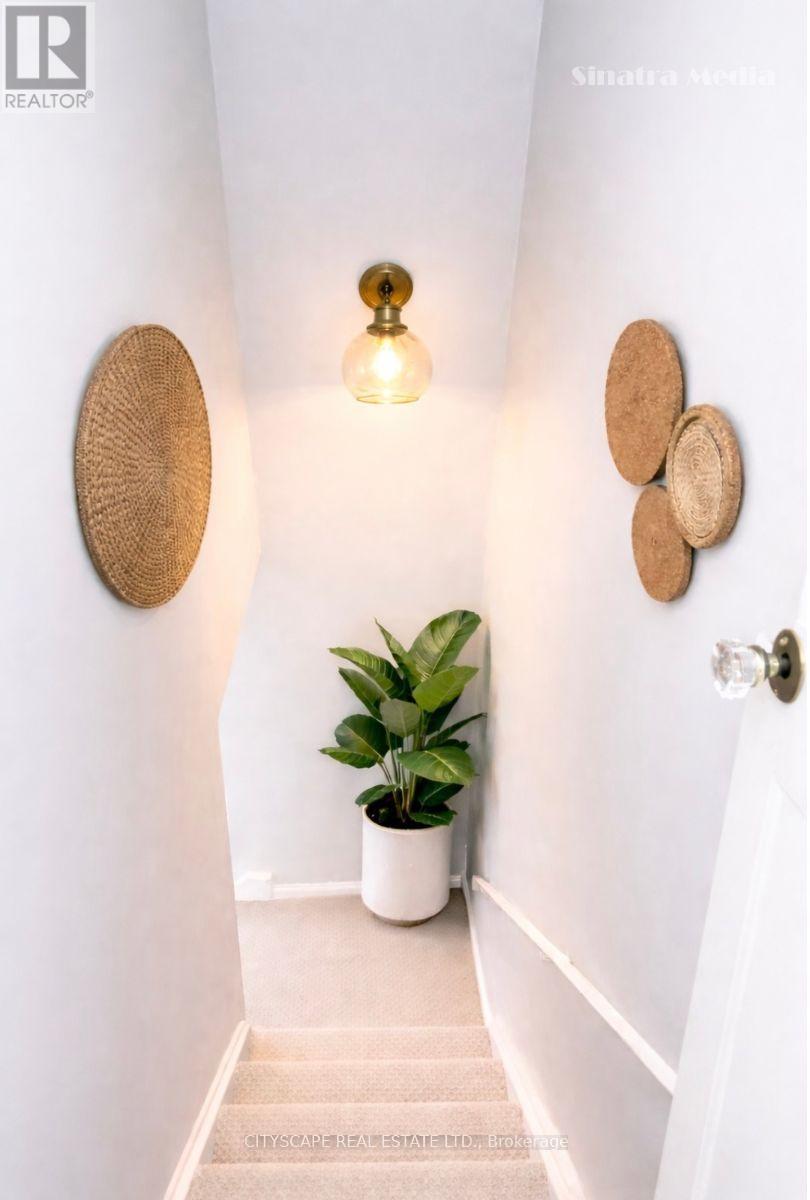 1004 - 49 Queen Street E, Mississauga, Ontario  L5G 4N6 - Photo 12 - W12836548