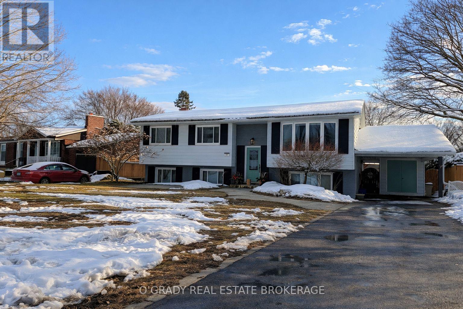 47 MEIGHEN CRESCENT, Brockville, Ontario