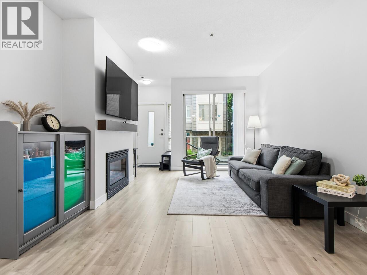 32 9229 University Crescent, Burnaby, British Columbia  V5A 4Z2 - Photo 3 - R3097380