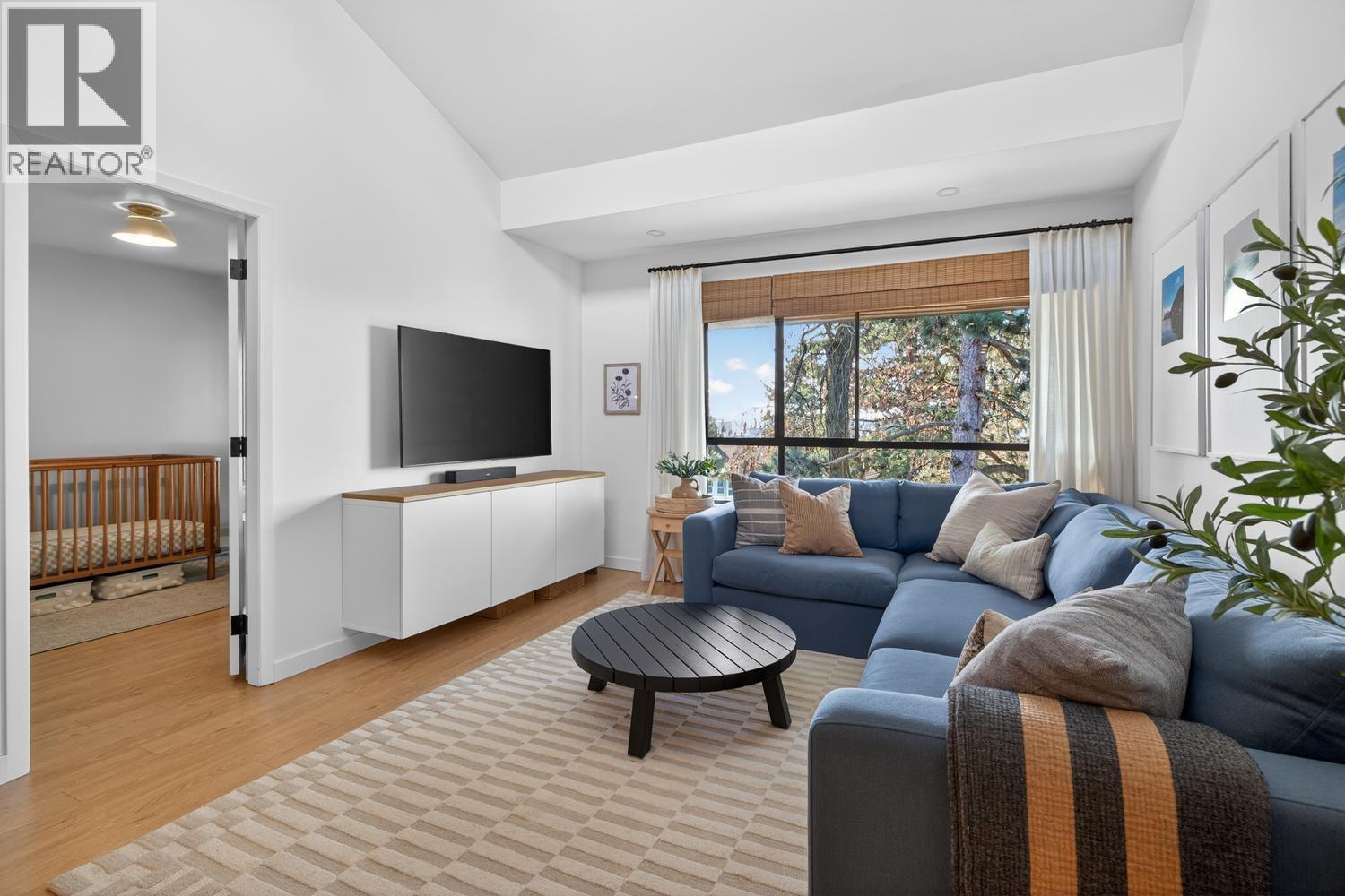 330 210 W 2nd Street, North Vancouver, British Columbia  V7M 1C6 - Photo 10 - R3097391