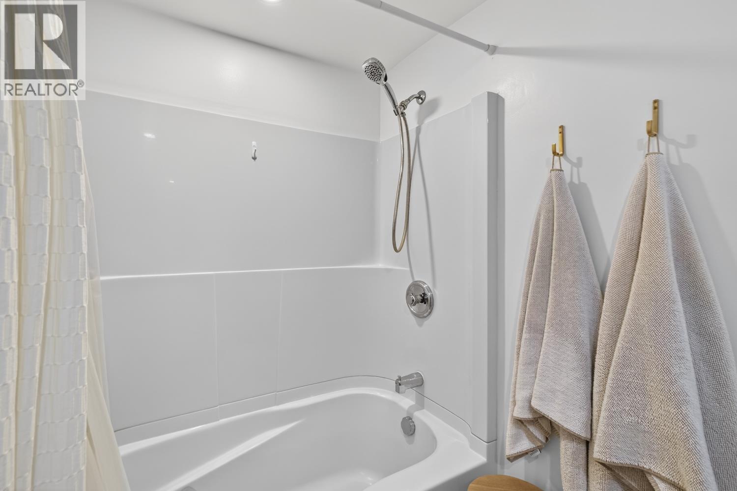 330 210 W 2nd Street, North Vancouver, British Columbia  V7M 1C6 - Photo 19 - R3097391