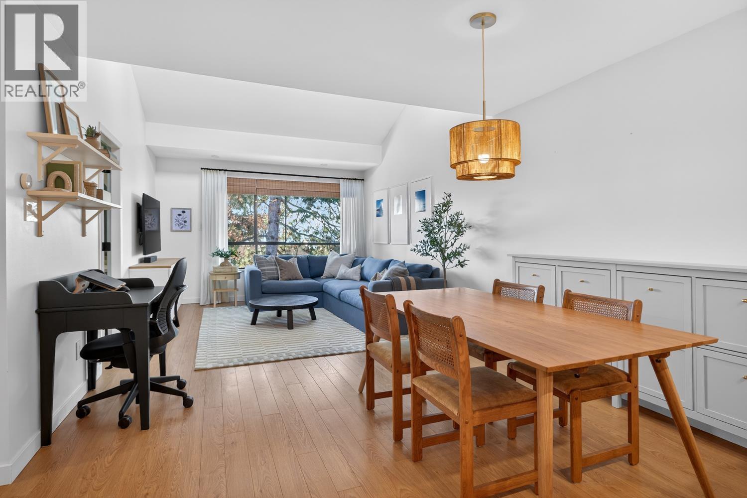 330 210 W 2nd Street, North Vancouver, British Columbia  V7M 1C6 - Photo 8 - R3097391