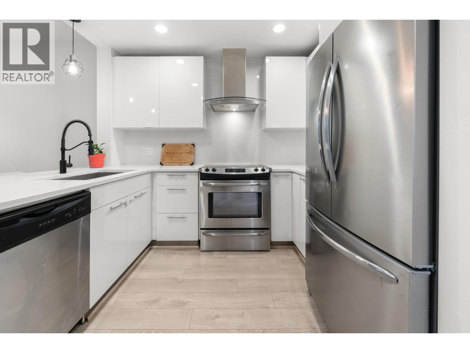 107 733 W 3rd Street, North Vancouver, British Columbia  V7M 0C8 - Photo 12 - R3097402