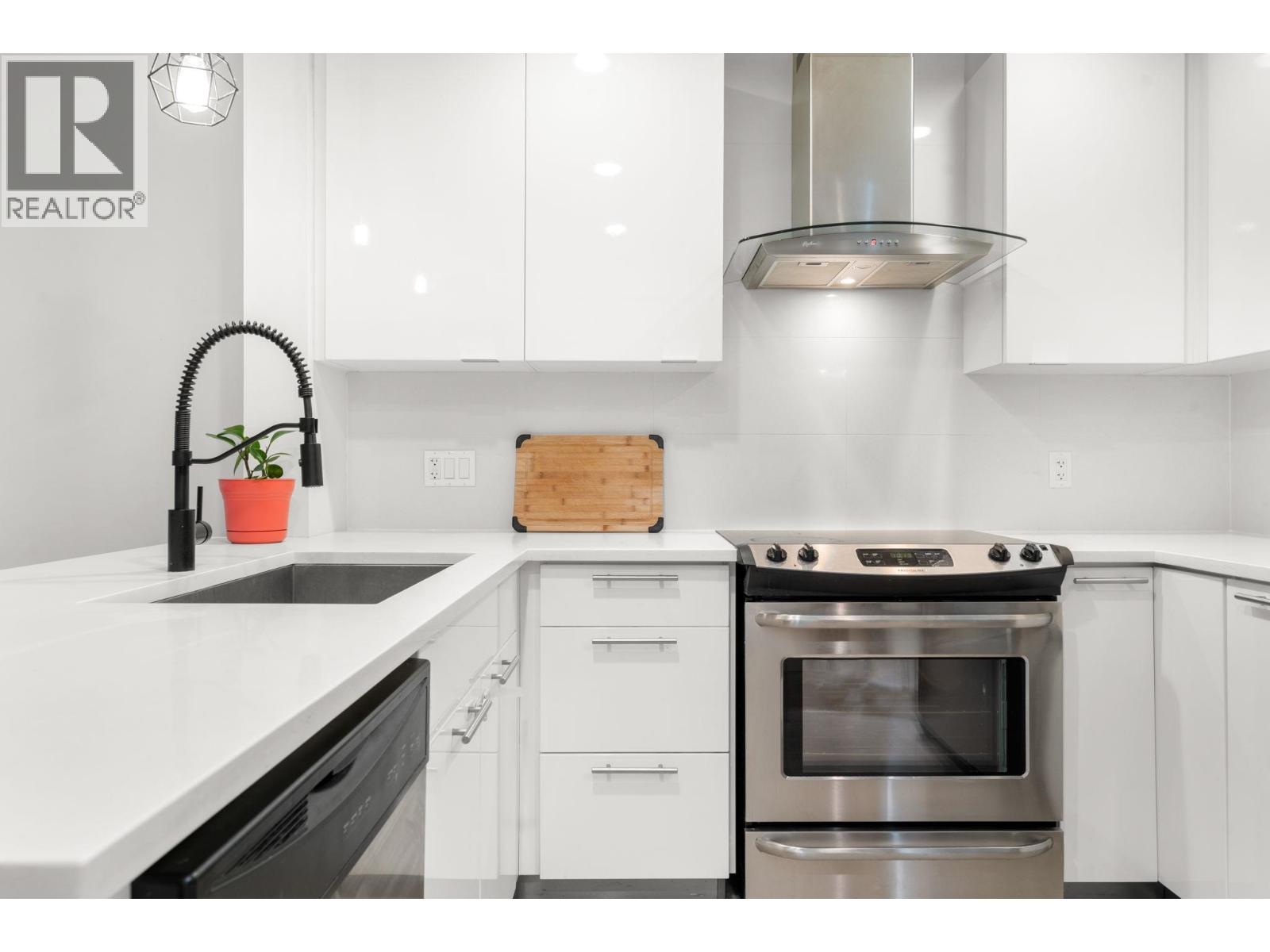 107 733 W 3rd Street, North Vancouver, British Columbia  V7M 0C8 - Photo 13 - R3097402