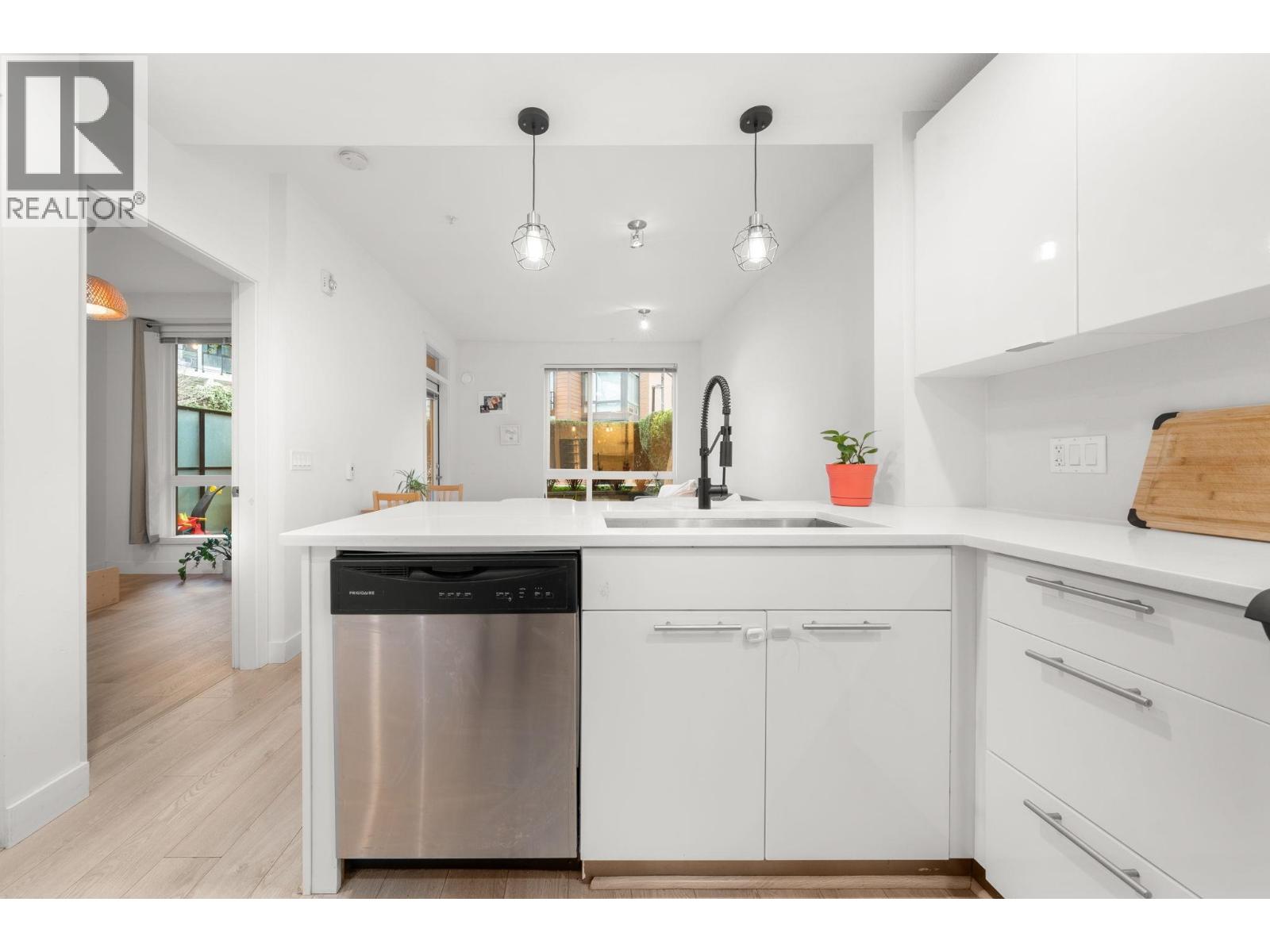 107 733 W 3rd Street, North Vancouver, British Columbia  V7M 0C8 - Photo 14 - R3097402