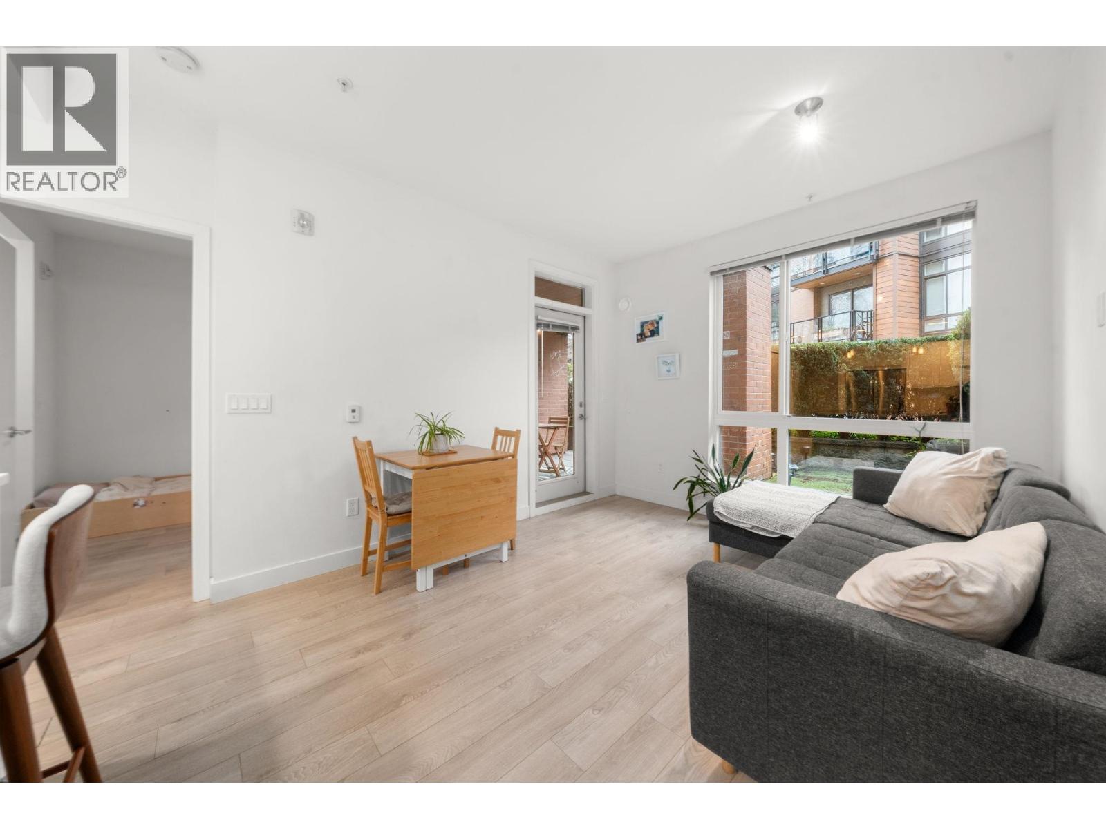 107 733 W 3rd Street, North Vancouver, British Columbia  V7M 0C8 - Photo 3 - R3097402