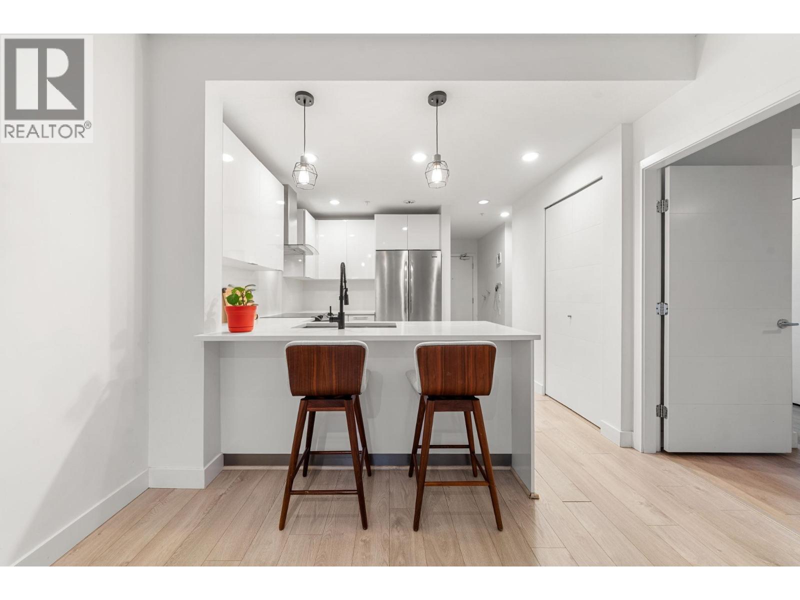 107 733 W 3rd Street, North Vancouver, British Columbia  V7M 0C8 - Photo 8 - R3097402