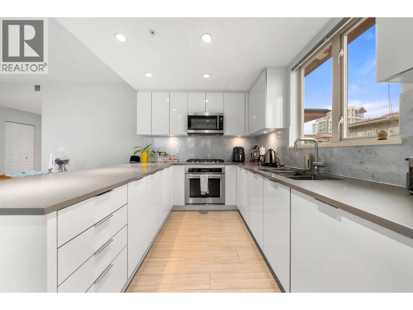 503 2632 Library Lane, North Vancouver, British Columbia  V7J 0B8 - Photo 10 - R3097406