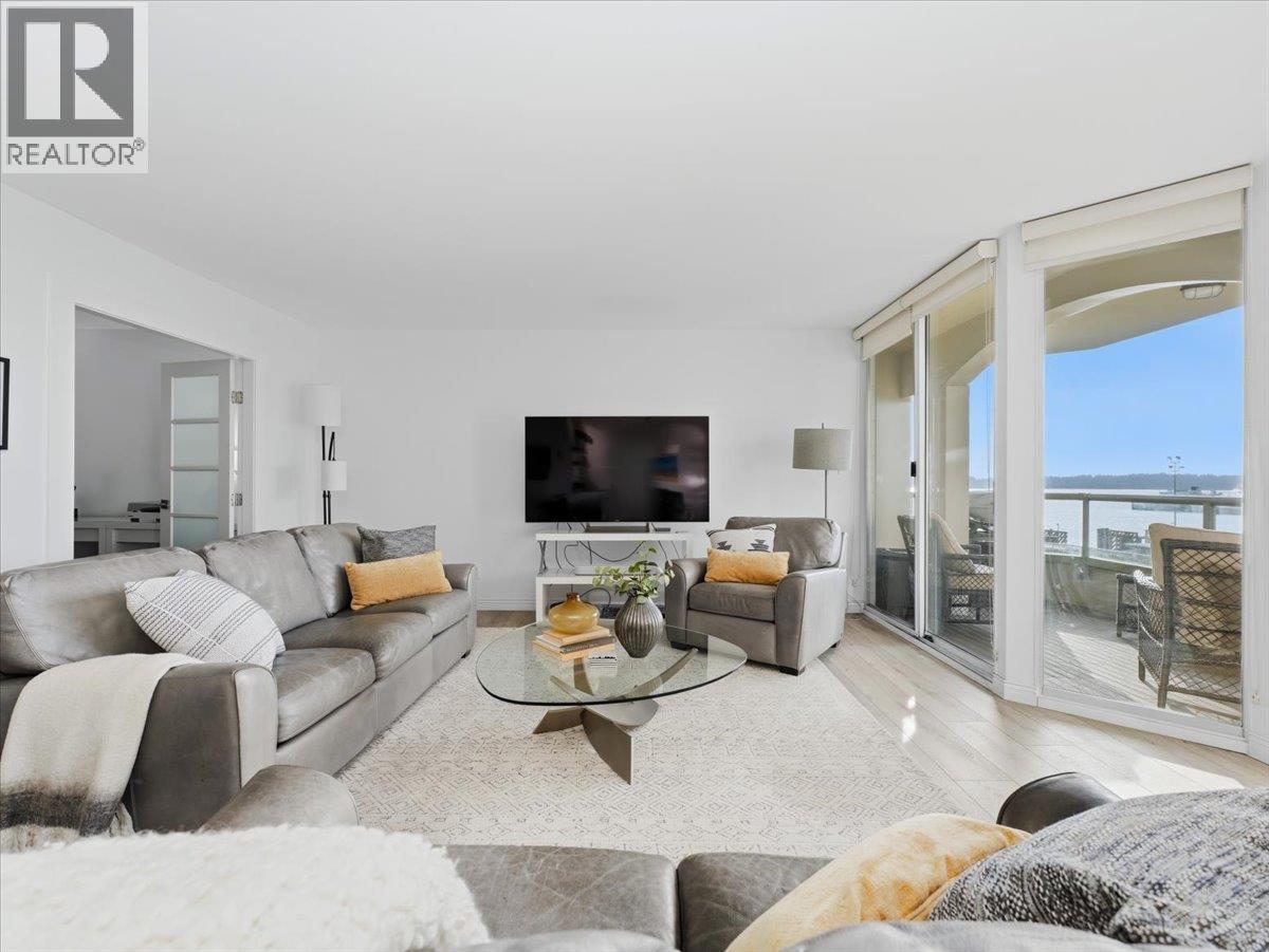 209 168 Chadwick Court, North Vancouver, British Columbia  V7M 3L4 - Photo 1 - R3097414