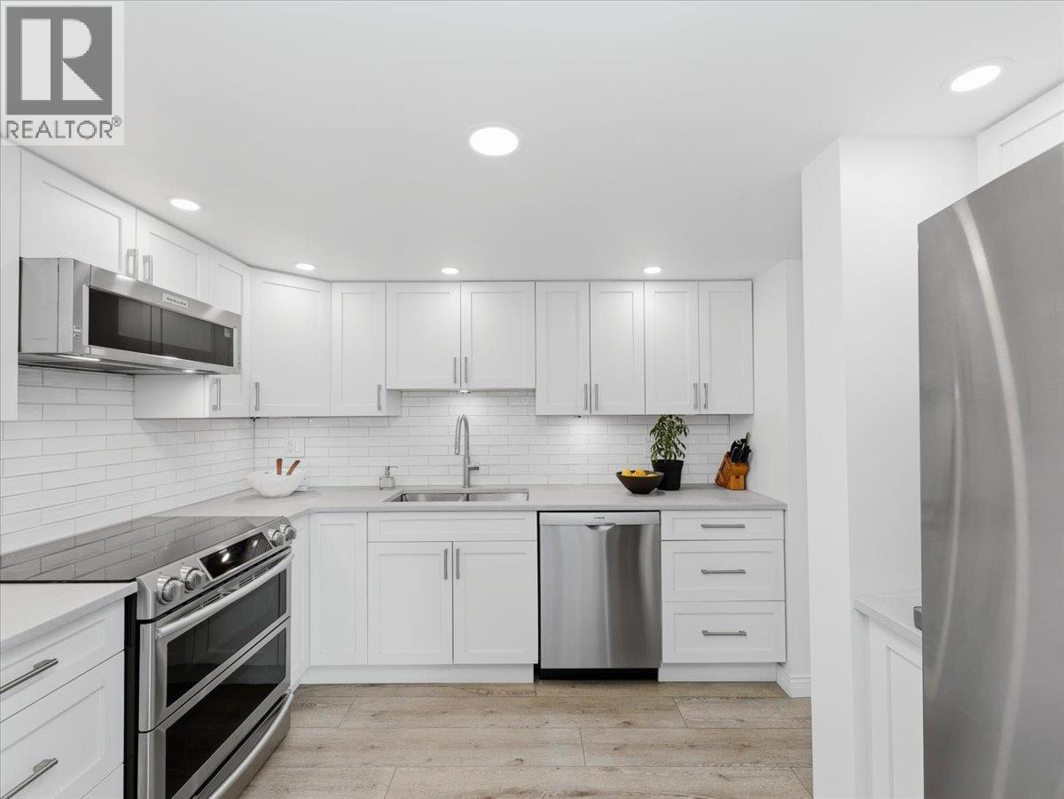 209 168 Chadwick Court, North Vancouver, British Columbia  V7M 3L4 - Photo 10 - R3097414