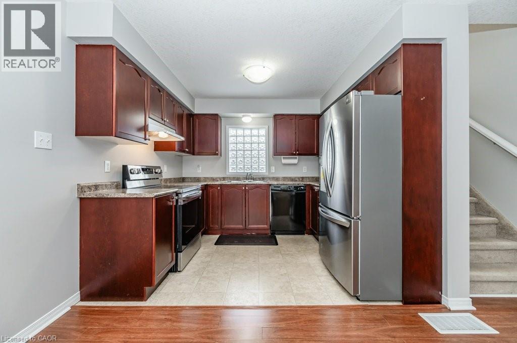 39 Brookfield Crescent, Kitchener, Ontario  N2E 0A6 - Photo 11 - 40810703