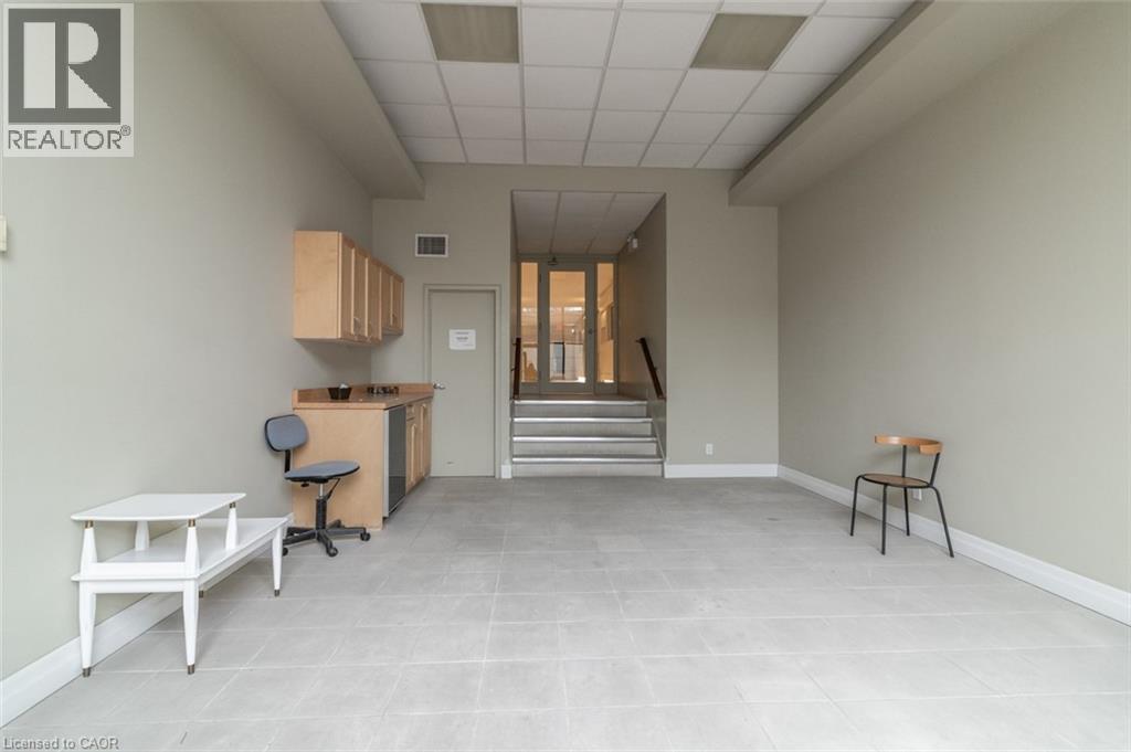 35 Alexandra Avenue Unit# 103, Waterloo, Ontario  N2L 1L4 - Photo 18 - 40810549