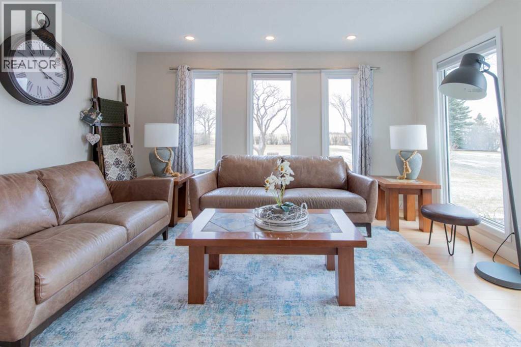 27 Main Street, Rural Willow Creek No. 26, Alberta  T0L 0Z0 - Photo 8 - A2289415