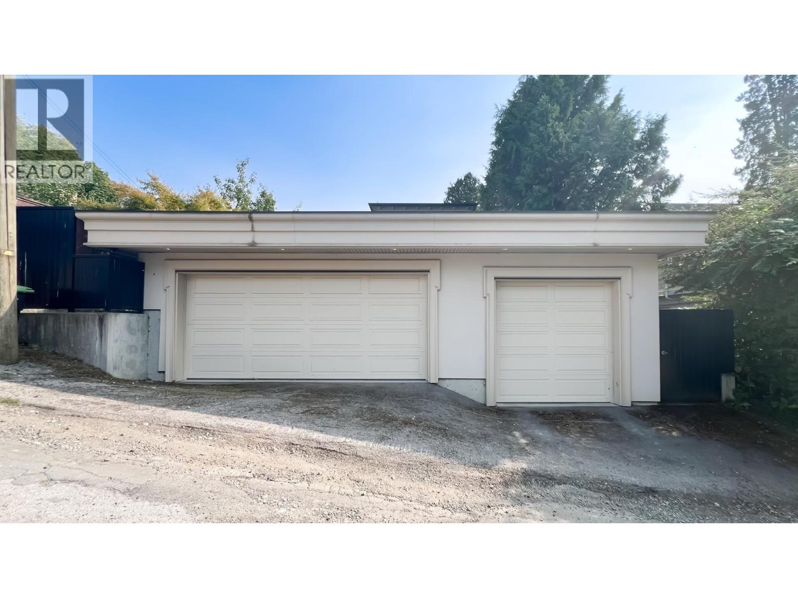 2071 W 36th Avenue, Vancouver, British Columbia  V6M 1L1 - Photo 25 - R3097392