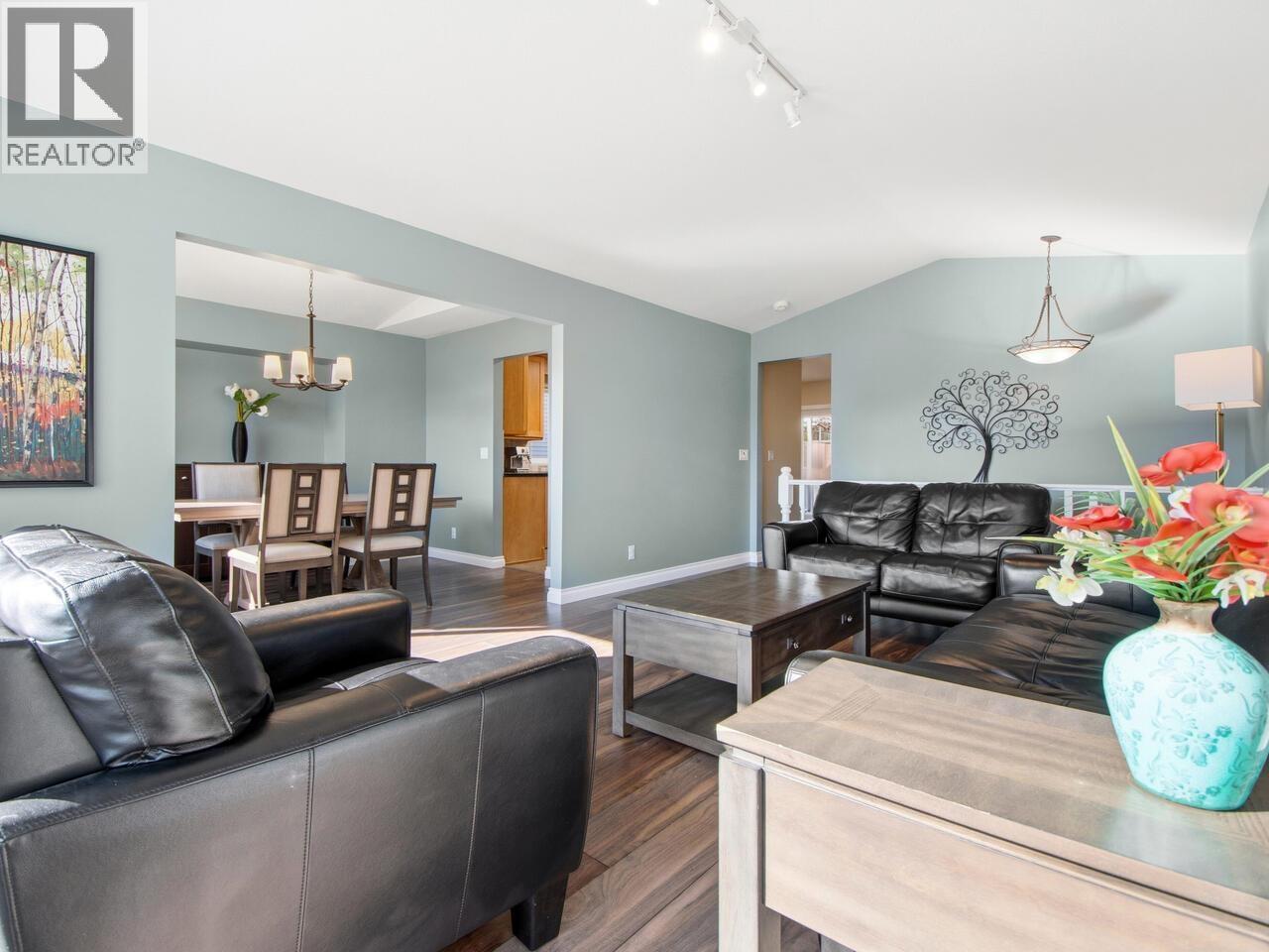 2933 Cord Avenue, Coquitlam, British Columbia  V3B 6X5 - Photo 4 - R3097423