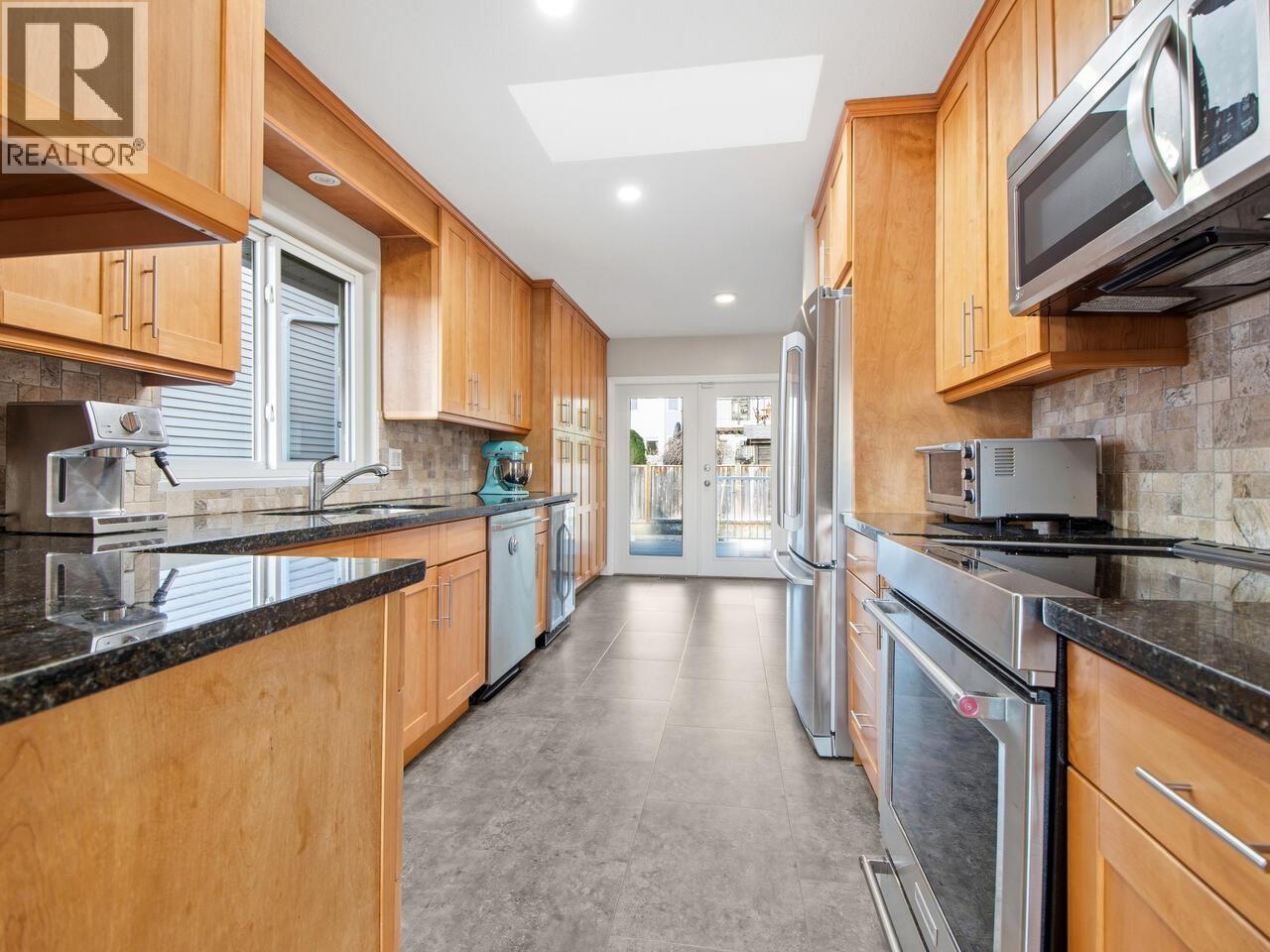 2933 Cord Avenue, Coquitlam, British Columbia  V3B 6X5 - Photo 8 - R3097423