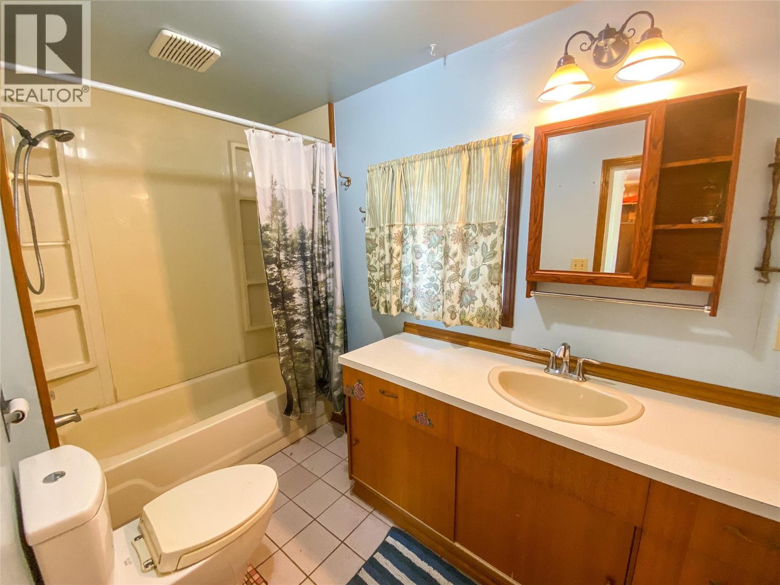 2158 Makonin Road, Glade, British Columbia  V1N 4R2 - Photo 15 - 10345121