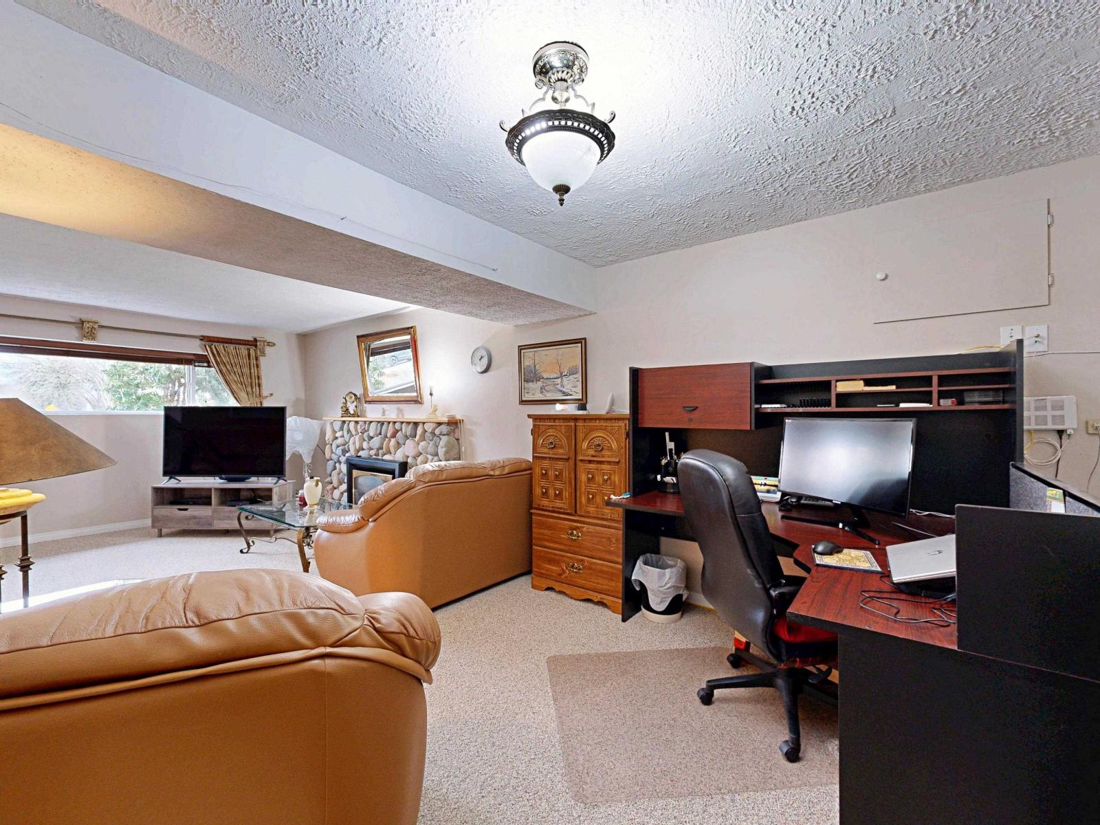 11028 Swan Crescent, Surrey, British Columbia  V3R 5B6 - Photo 23 - R3097122