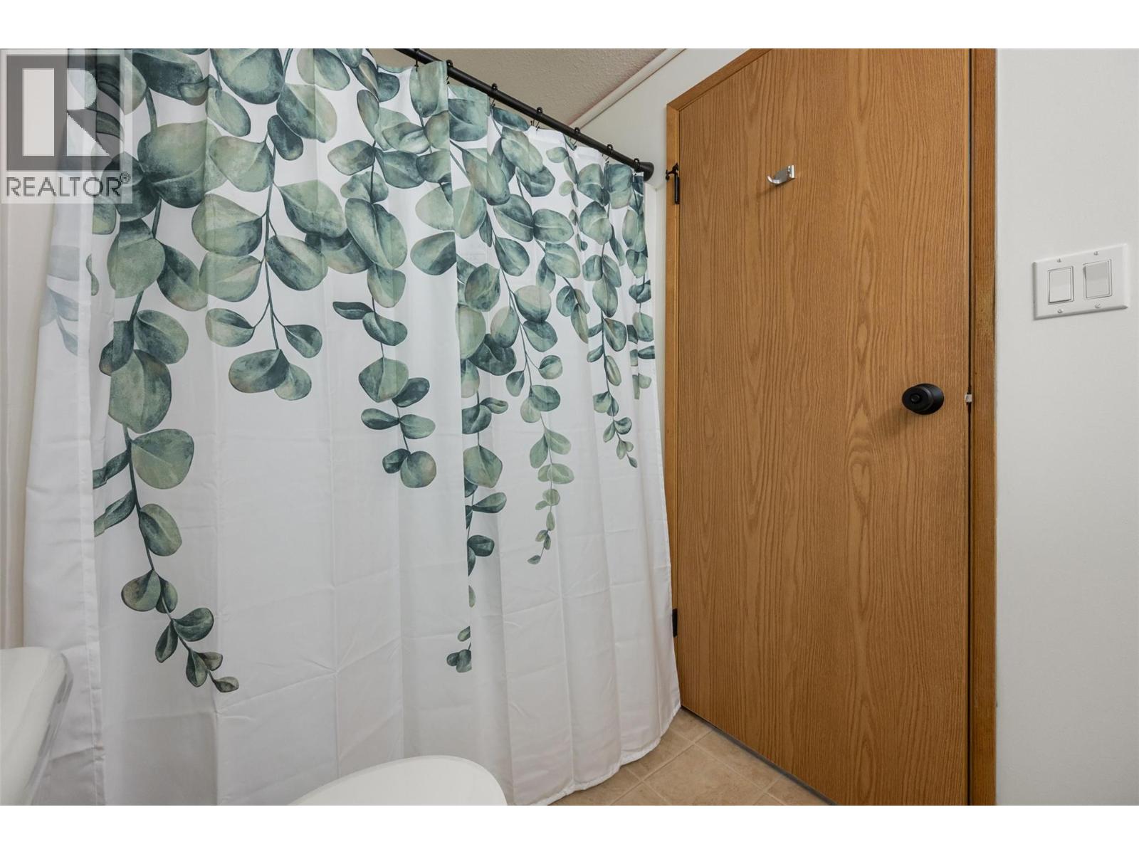 284 Yorkton Avenue Unit# 404, Penticton, British Columbia  V2A 3V5 - Photo 15 - 10378383