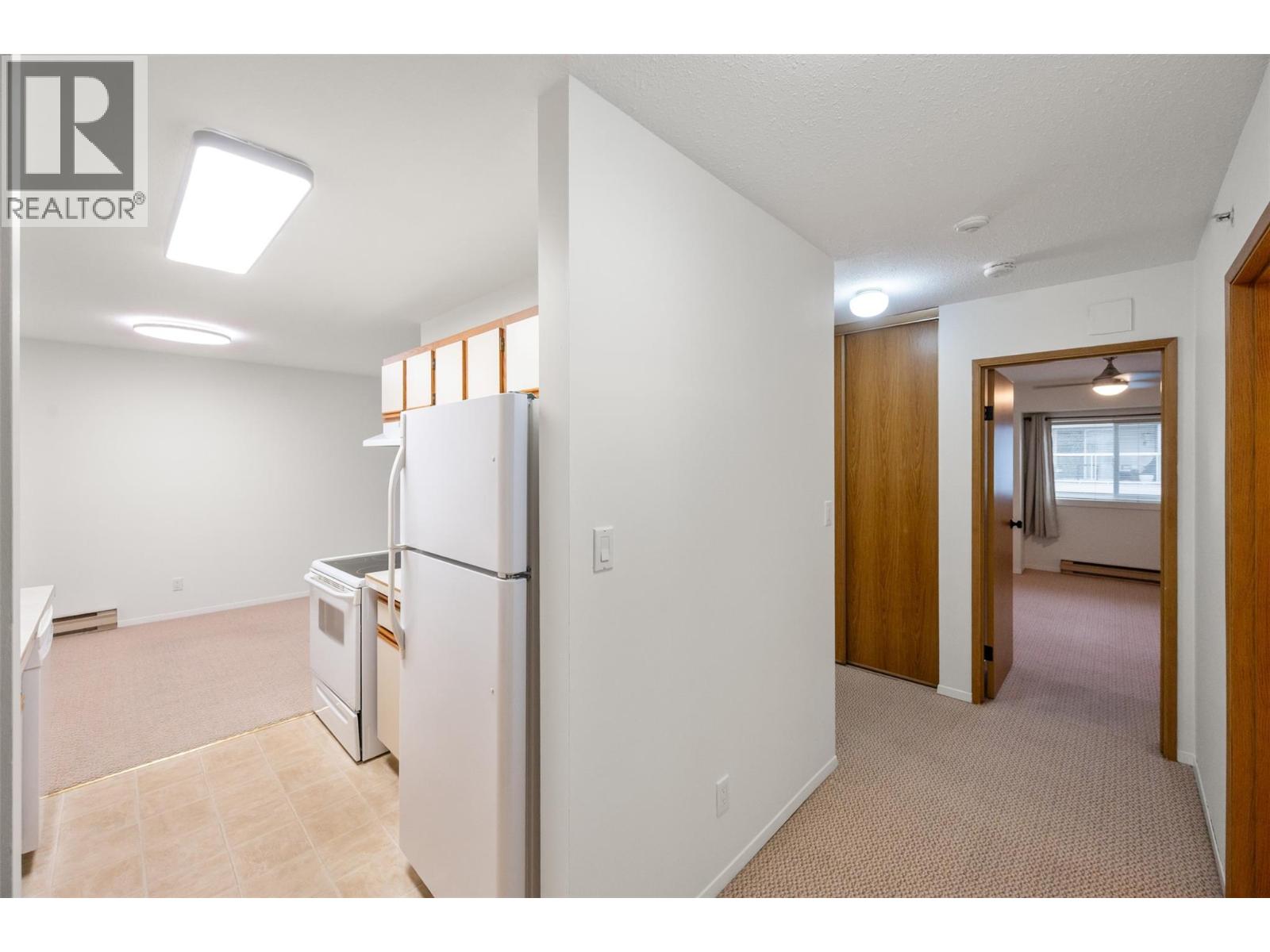 284 Yorkton Avenue Unit# 404, Penticton, British Columbia  V2A 3V5 - Photo 17 - 10378383