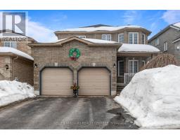 13 SURREY DRIVE DRIVE, Barrie, Ontario