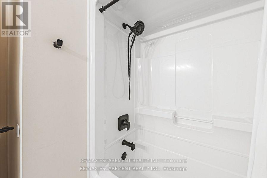 1796 Penny Lane, West Lincoln, Ontario  L0R 1E0 - Photo 25 - X12860686