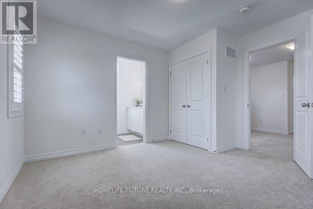 58 Ridge Gate Crescent, East Gwillimbury (Mt Albert), Ontario  L0G 1M0 - Photo 18 - N12862372