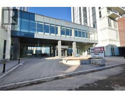 910 - 10 HONEYCRISP CRESCENT, Vaughan, Ontario