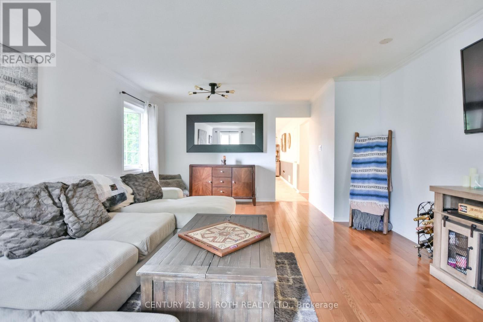 56 Monique Crescent, Barrie (East Bayfield), Ontario  L4M 6Y4 - Photo 6 - S12862292