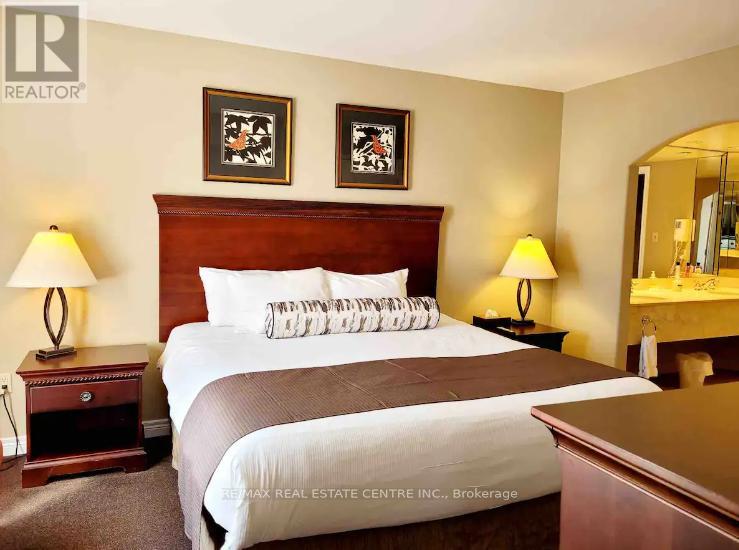 2200 - 90 Highland Drive, Oro-Medonte (Horseshoe Valley), Ontario  L0L 2L0 - Photo 17 - S12862310