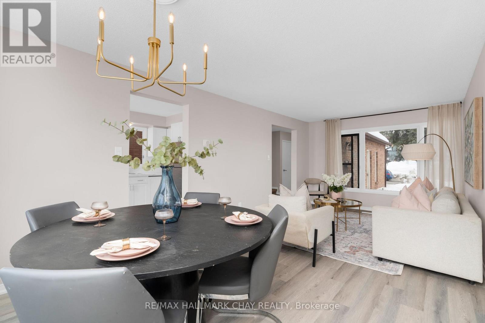 25 Garden Drive, Barrie (Allandale Heights), Ontario  L4N 5T8 - Photo 15 - S12862330